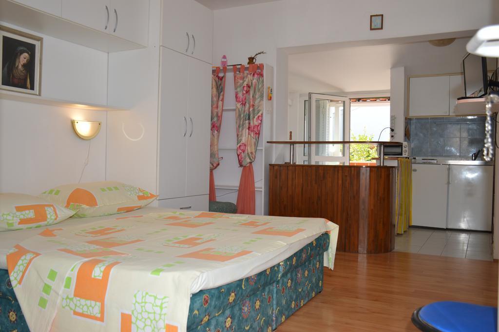 Apartments Marija Bajto เนชูยัม ภายนอก รูปภาพ